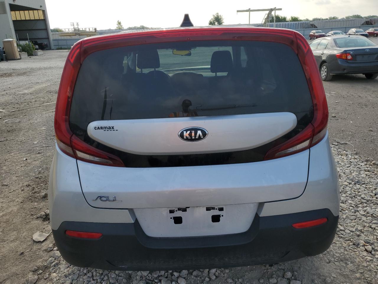 KNDJ23AU3L7099247 2020 Kia Soul Lx