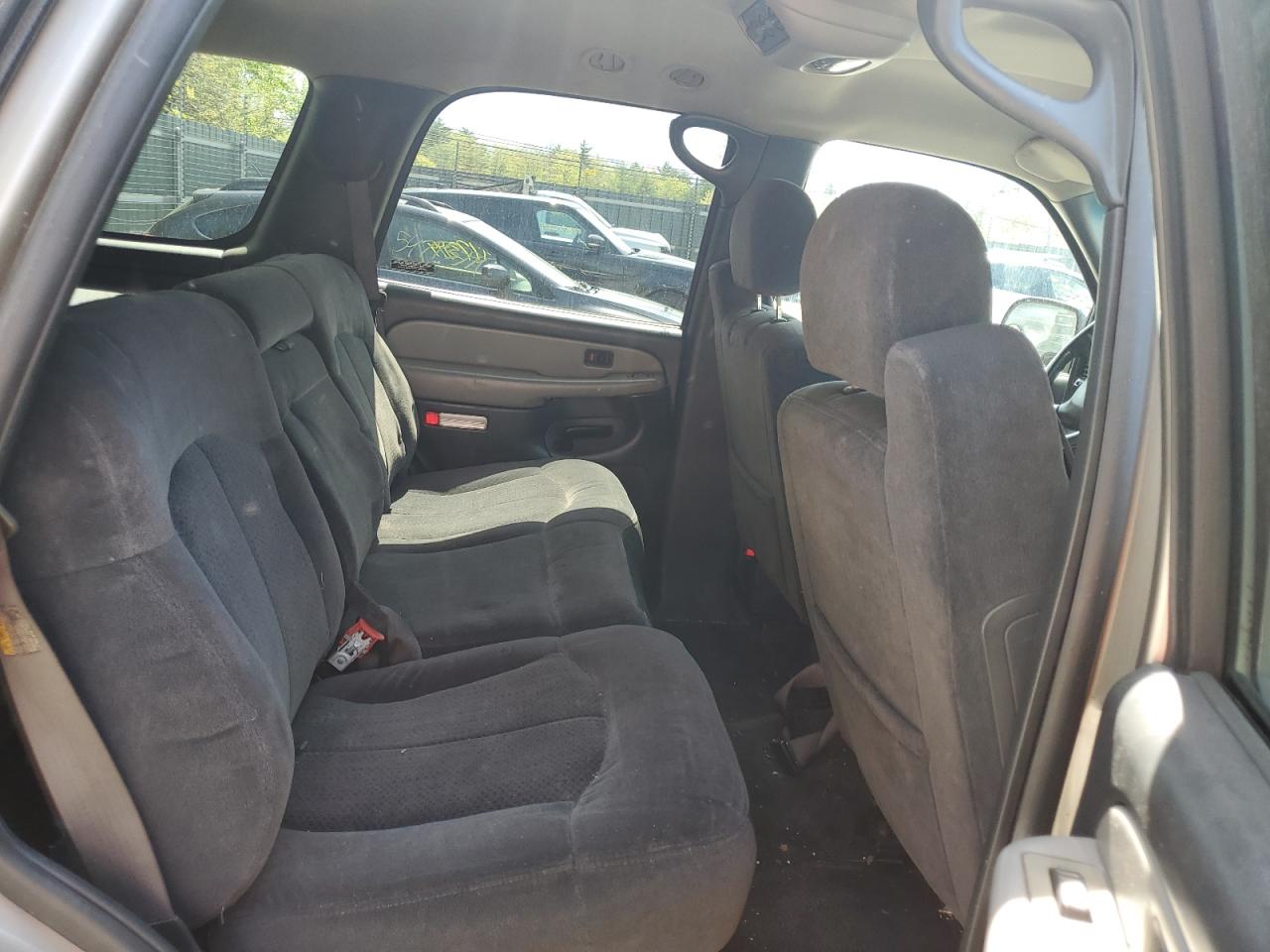 1GNEK13Z82J169607 2002 Chevrolet Tahoe K1500