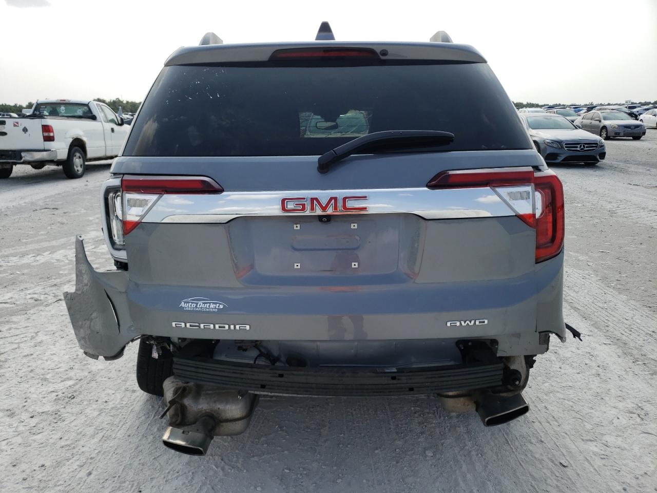 2020 GMC Acadia Slt vin: 1GKKNULS0LZ211444