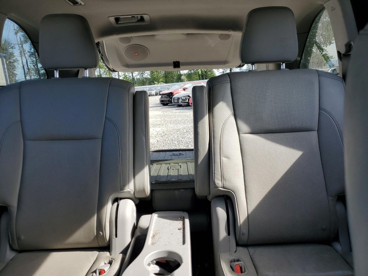 5TDDKRFH7ES040223 2014 Toyota Highlander Limited