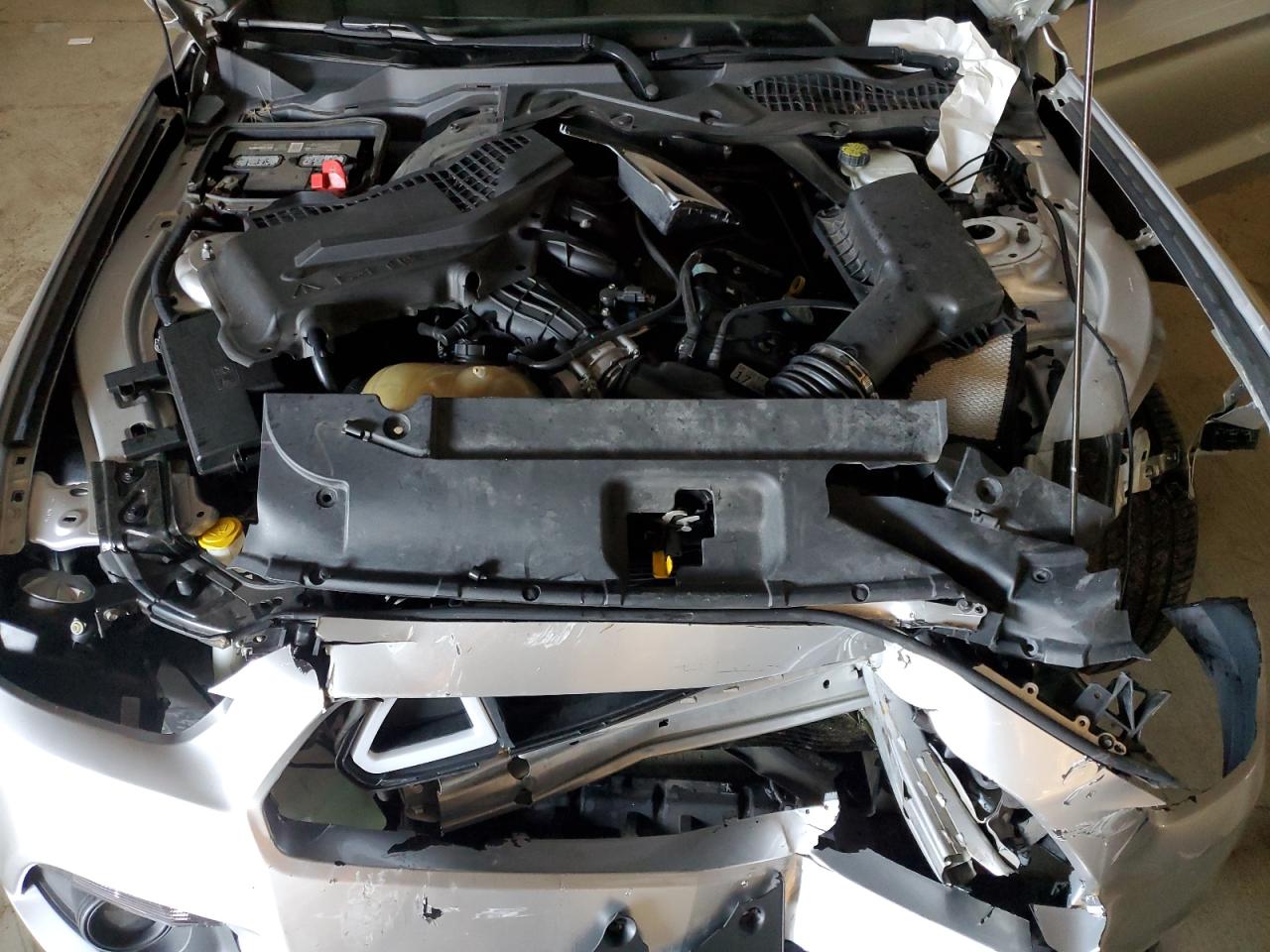 1FATP8EM4H5318100 2017 Ford Mustang