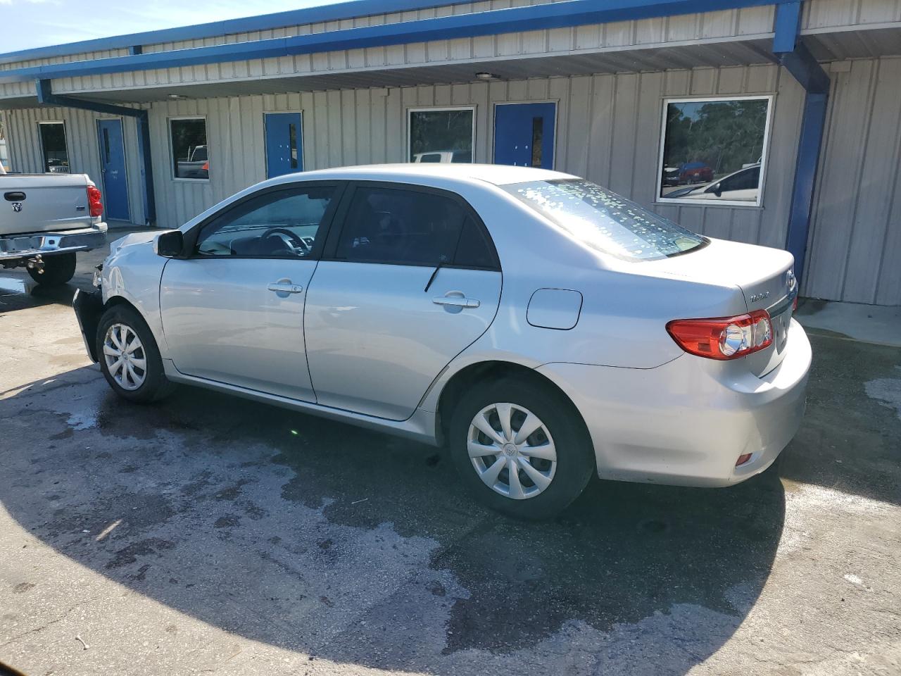 2T1BU4EE3BC715419 2011 Toyota Corolla Base