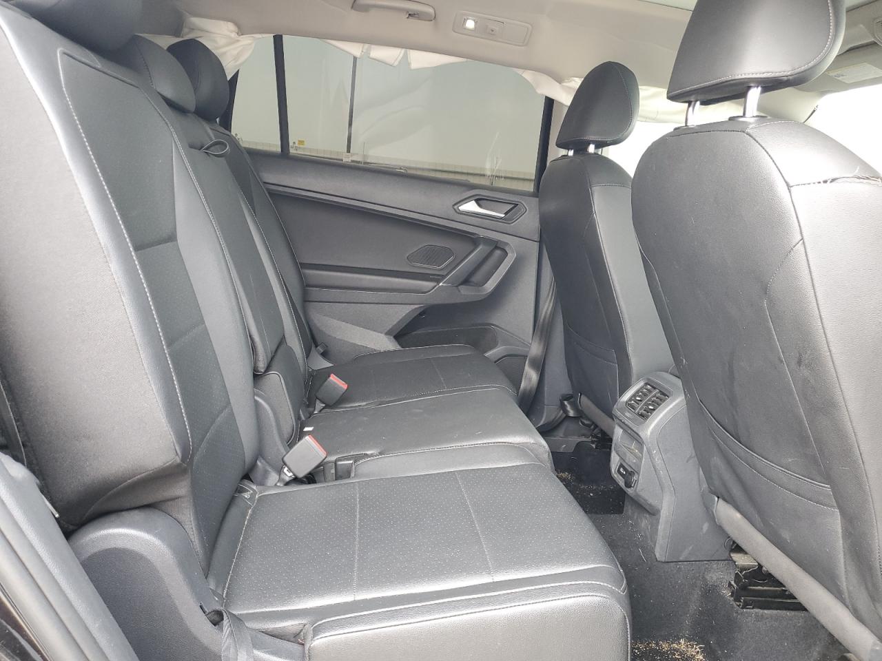 3VV3B7AX4LM098531 2020 Volkswagen Tiguan Se