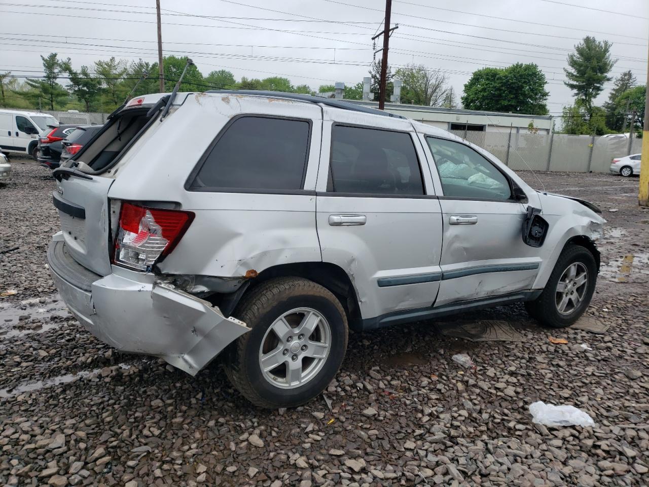 1J8GR48K87C682175 2007 Jeep Grand Cherokee Laredo