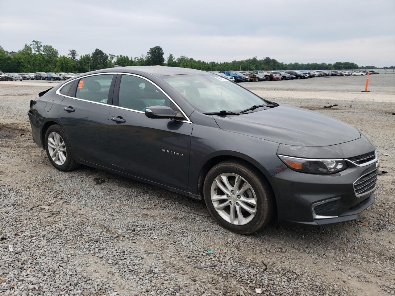 1G1ZD5ST1JF171864 2018 Chevrolet Malibu Lt