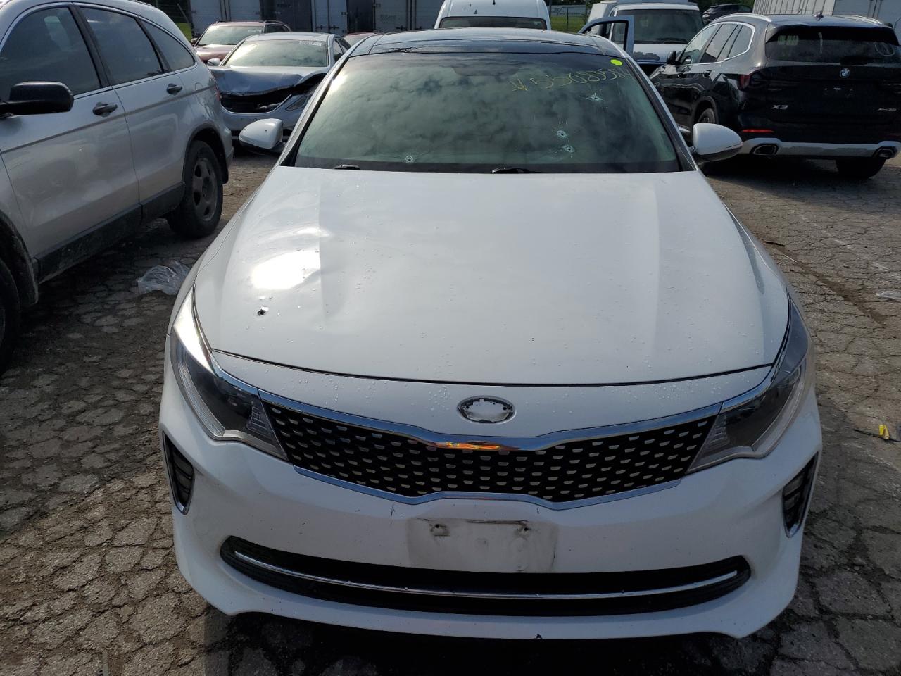 5XXGT4L31JG240676 2018 Kia Optima Lx