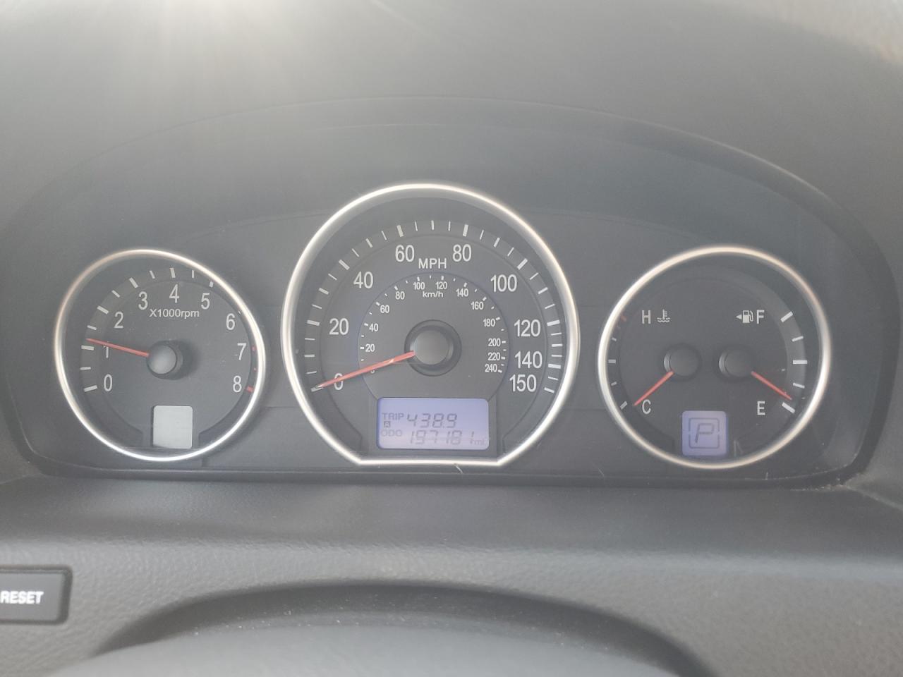 KM8NU13C27U014437 2007 Hyundai Veracruz Gls