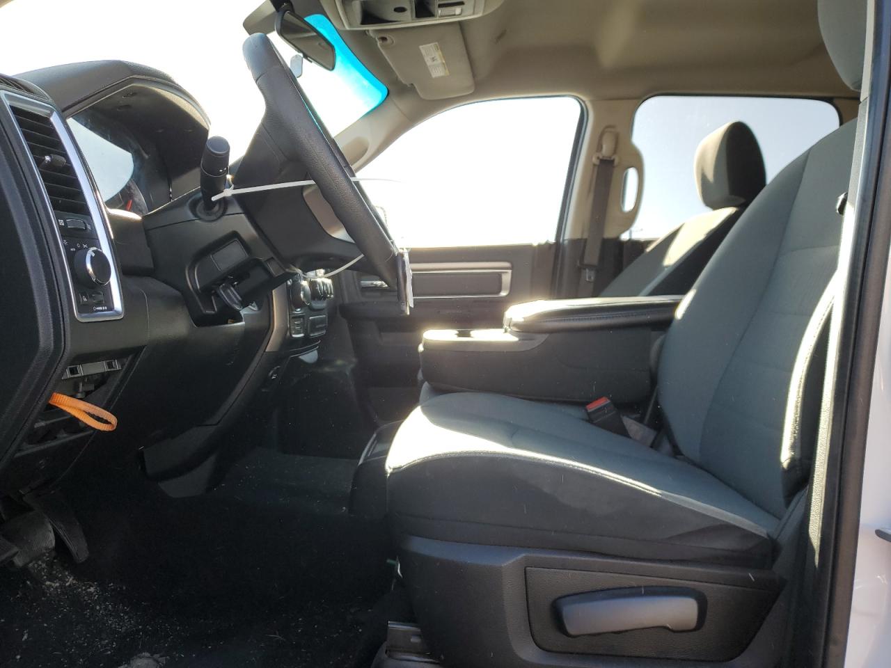 1C6RR7LG9MS560356 2021 Ram 1500 Classic Slt