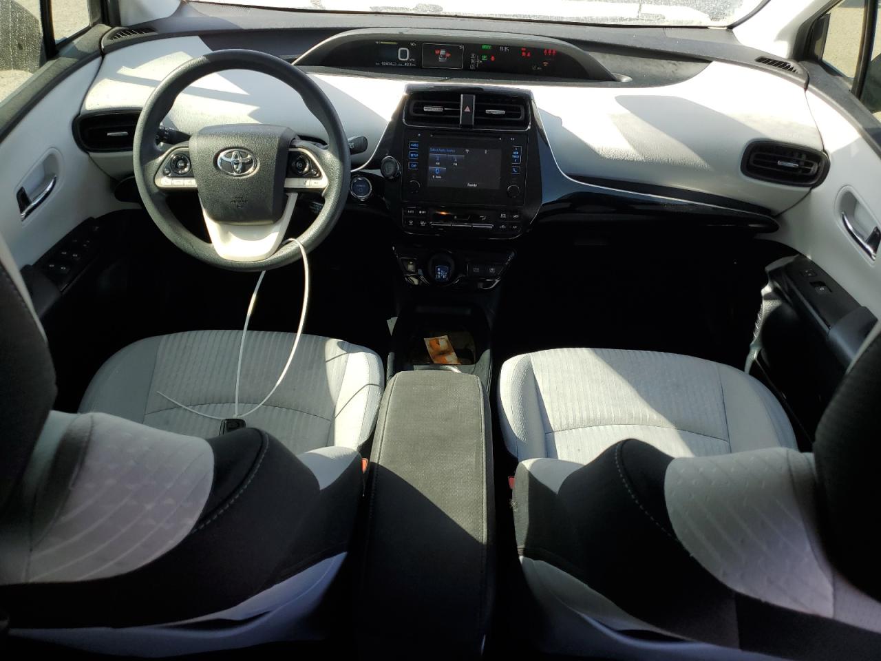 JTDKBRFU5H3042272 2017 Toyota Prius