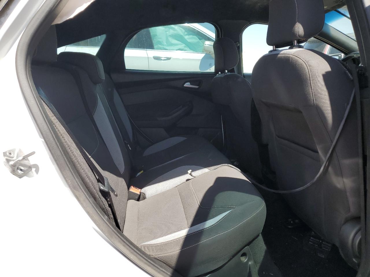 1FADP3L9XHL334125 2017 Ford Focus St