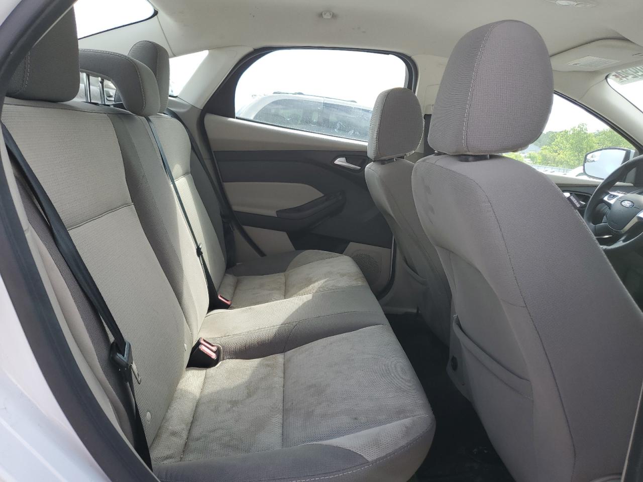 1FADP3F26EL411941 2014 Ford Focus Se