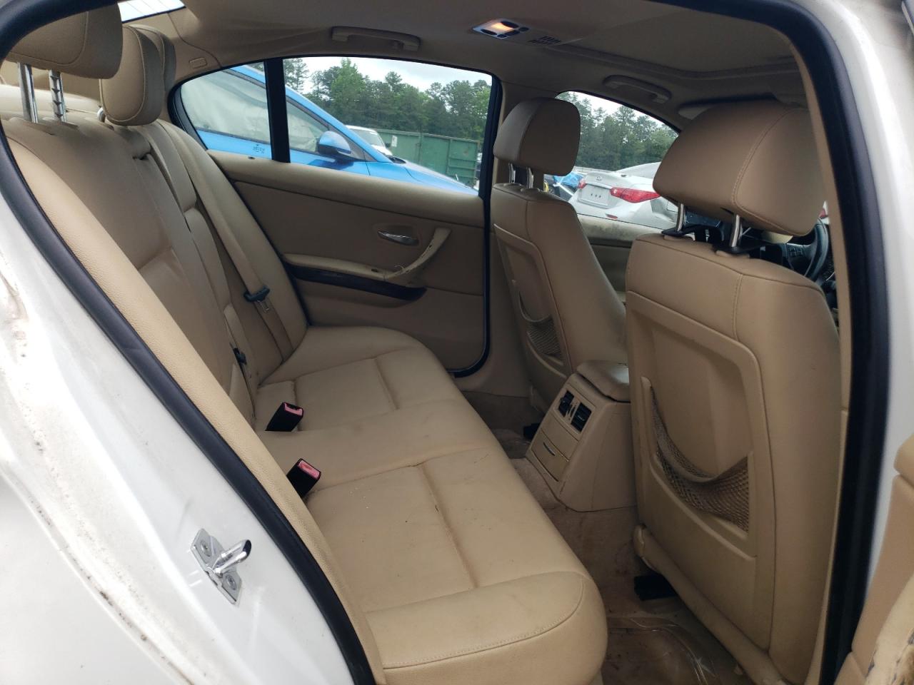 WBAPH57579NL78447 2009 BMW 328 I Sulev