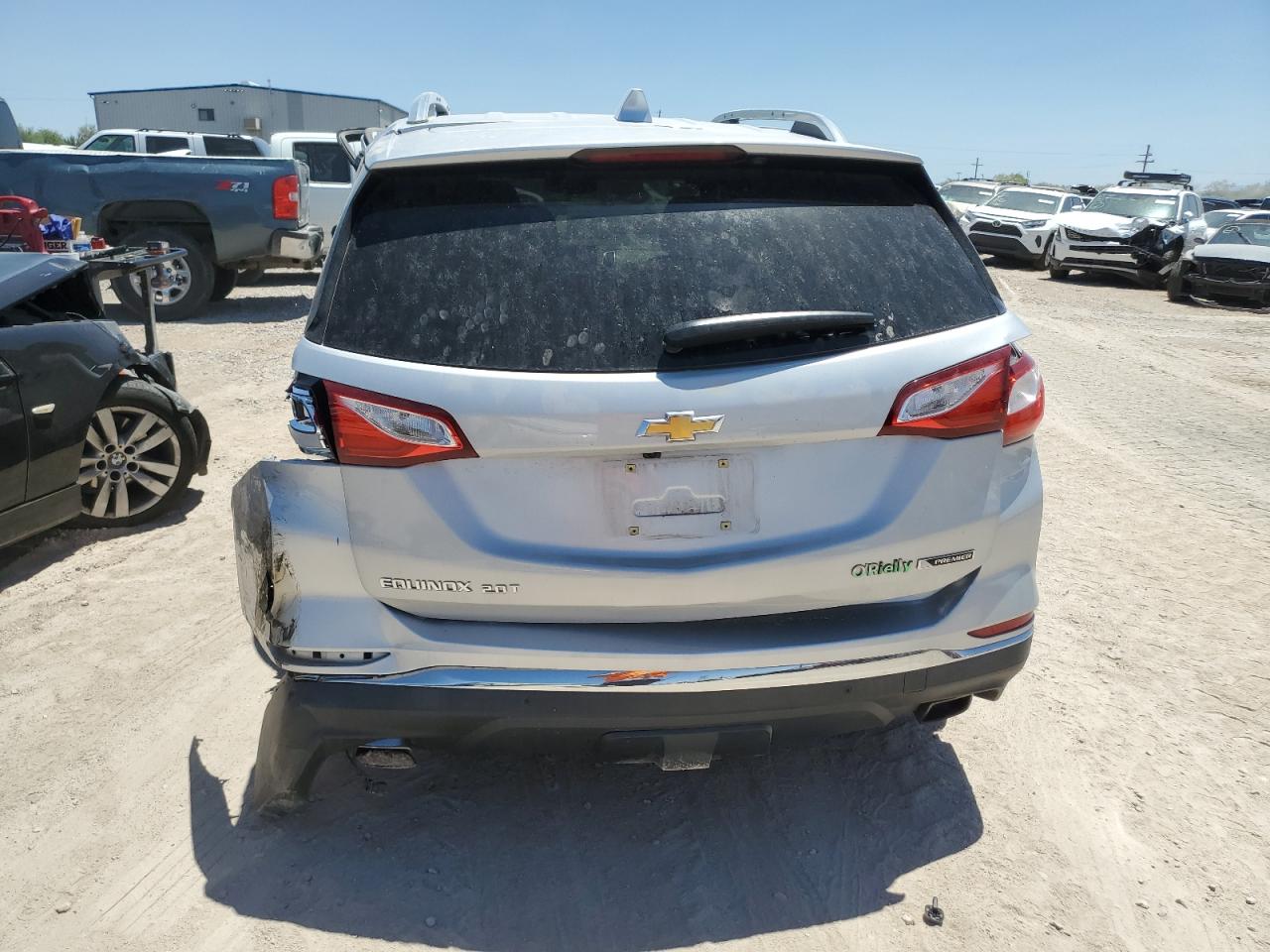 2GNAXNEX2J6264839 2018 Chevrolet Equinox Premier