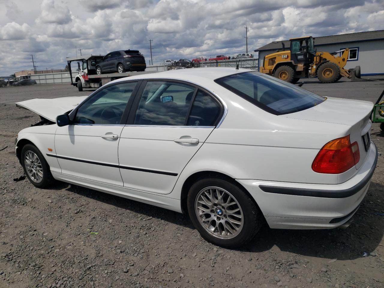 WBAAM533XXKG07940 1999 BMW 328 I