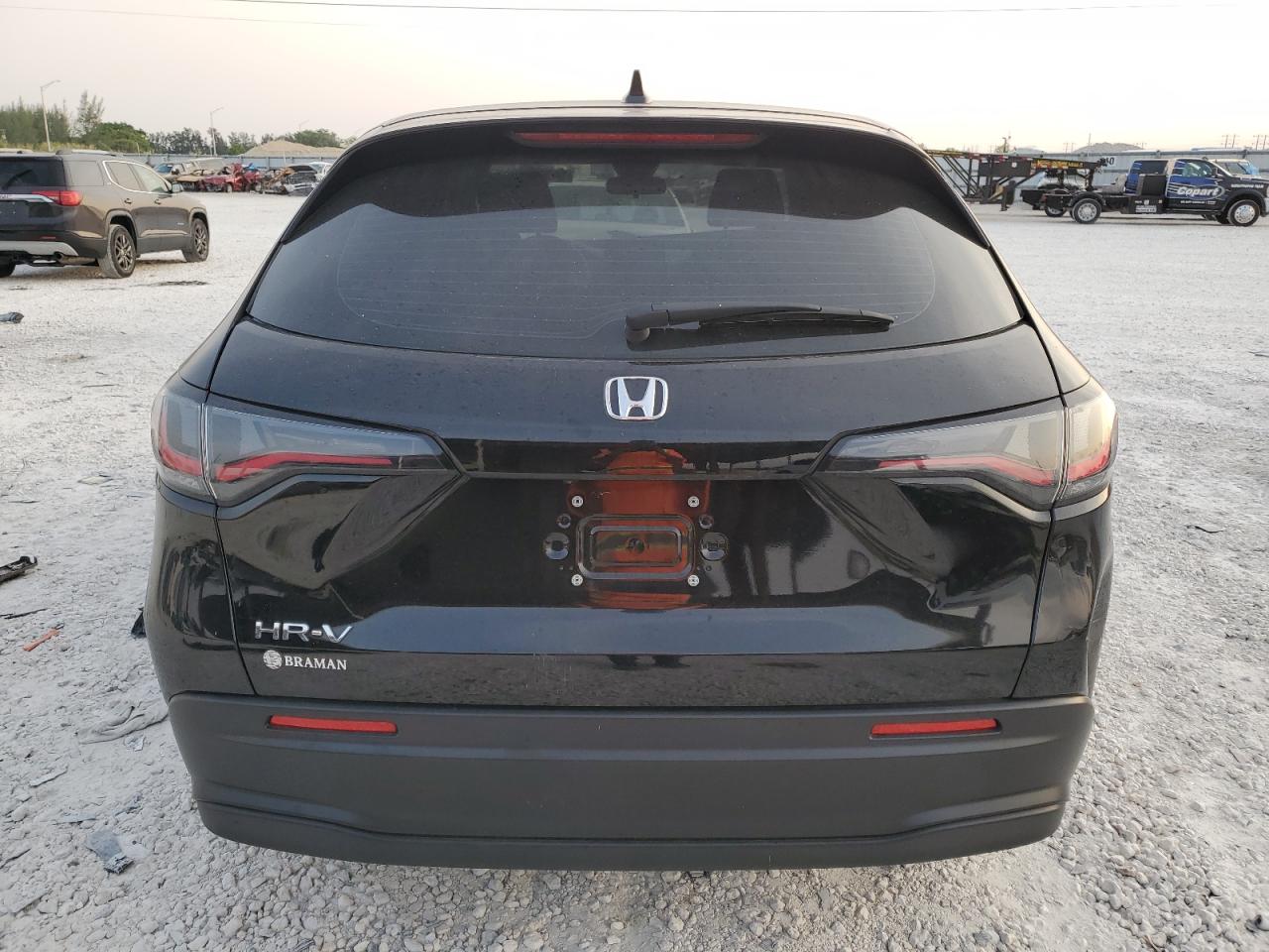 3CZRZ1H35PM736032 2023 Honda Hr-V Lx