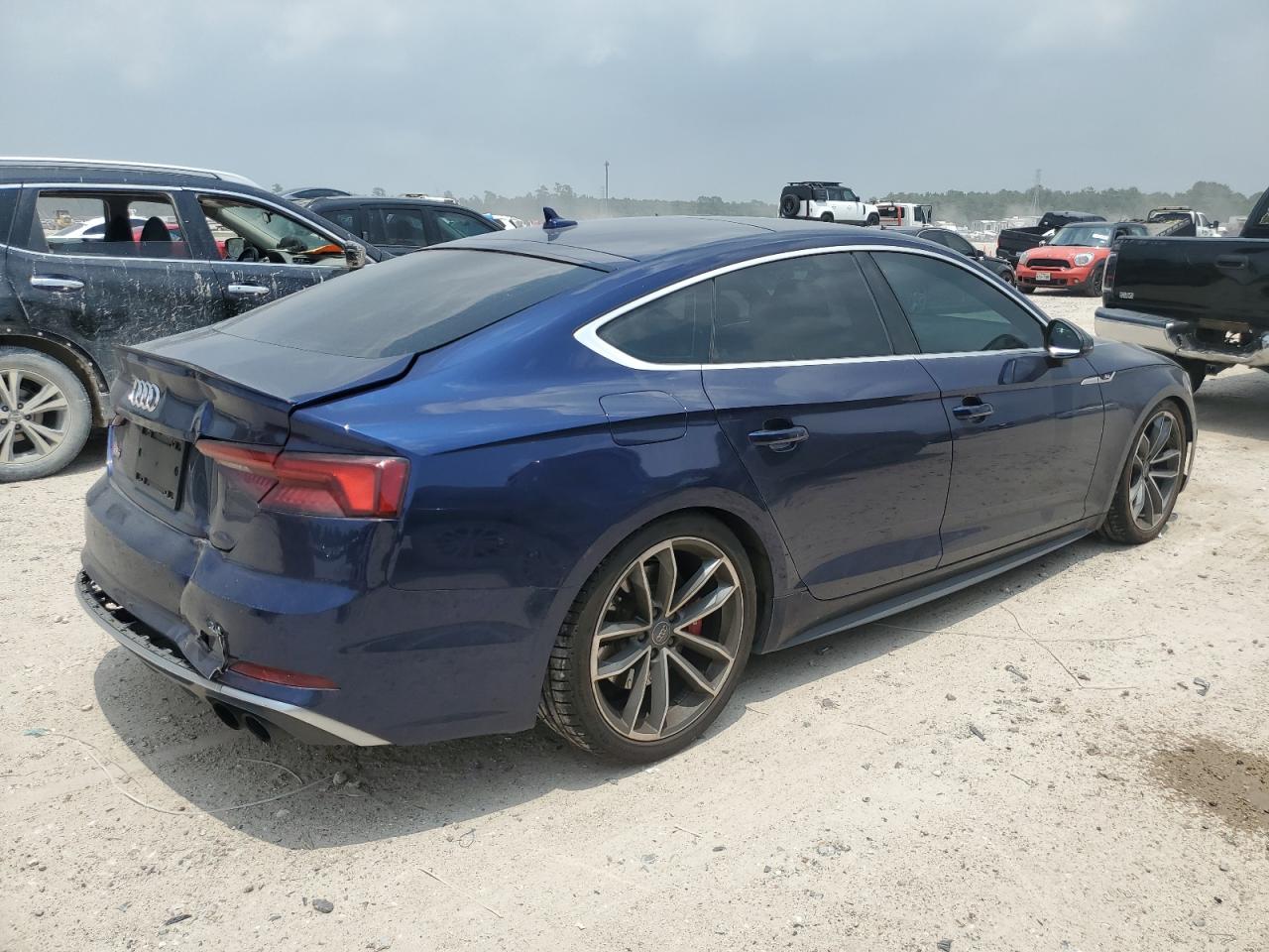 WAUC4CF51JA020532 2018 Audi S5 Prestige