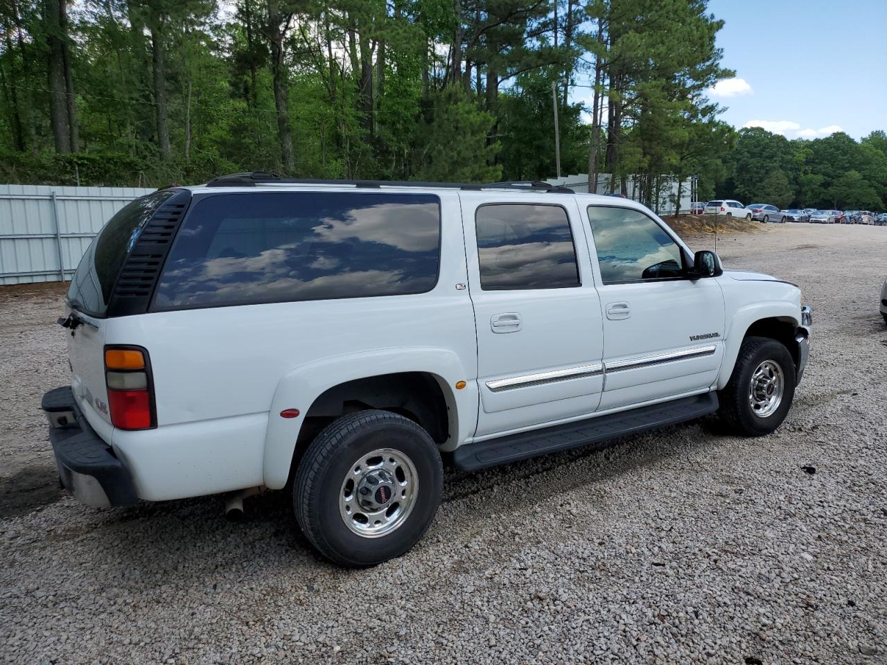 1GKGK26U34R274040 2004 GMC Yukon Xl K2500