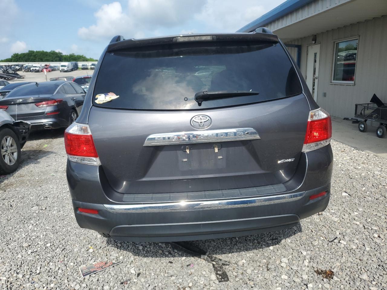 5TDBK3EH4DS255417 2013 Toyota Highlander Base