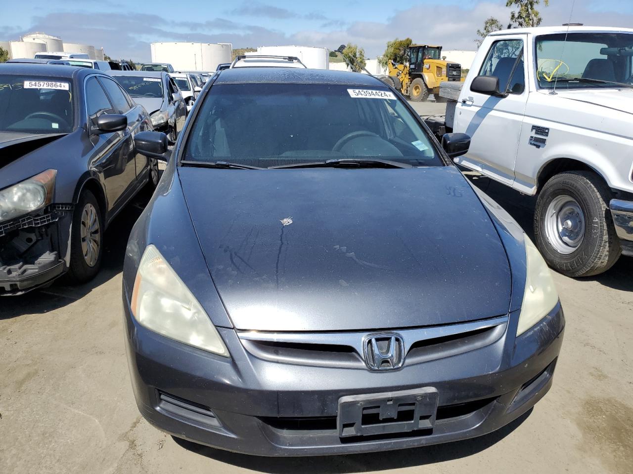 1HGCM56386A172880 2006 Honda Accord Se