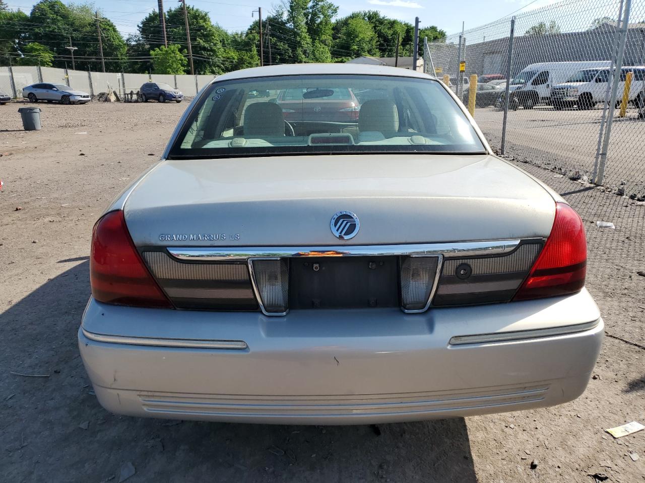 2MEHM75V79X624525 2009 Mercury Grand Marquis Ls