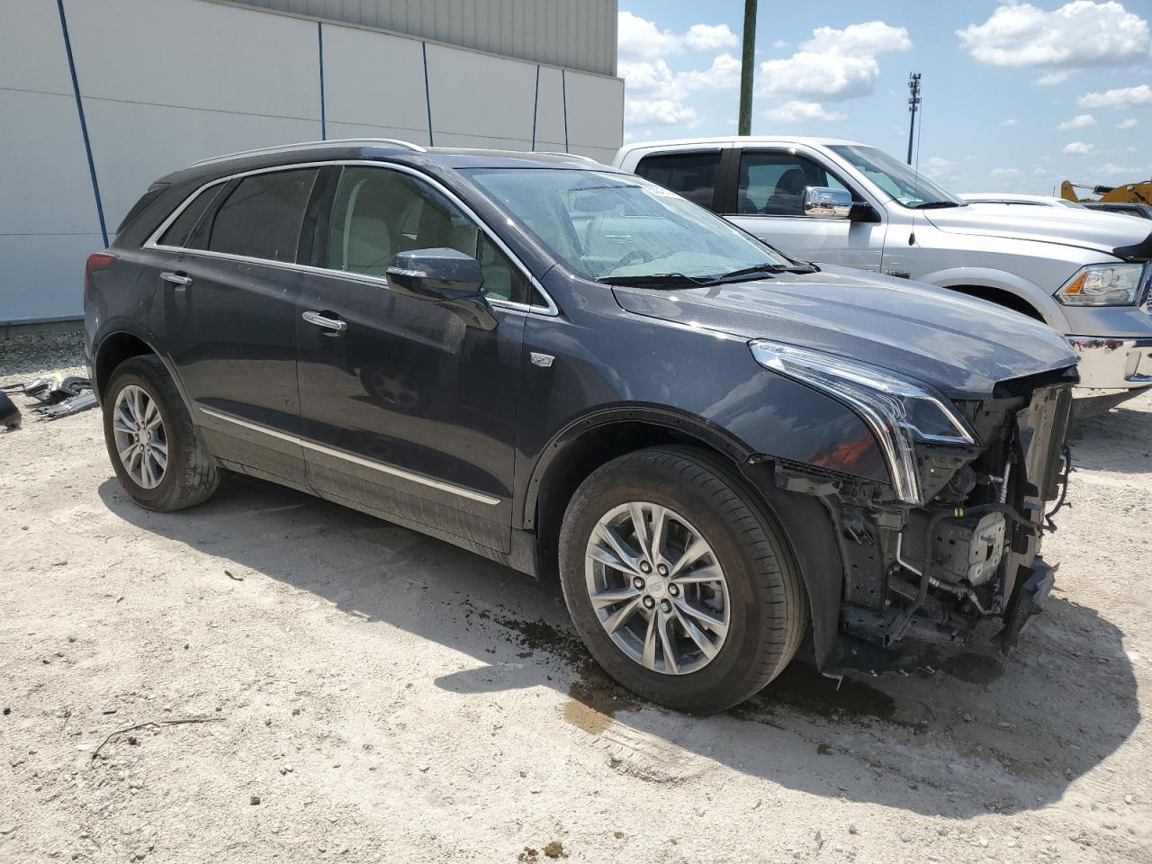 1GYKNCRS5NZ161389 2022 Cadillac Xt5 Premium Luxury