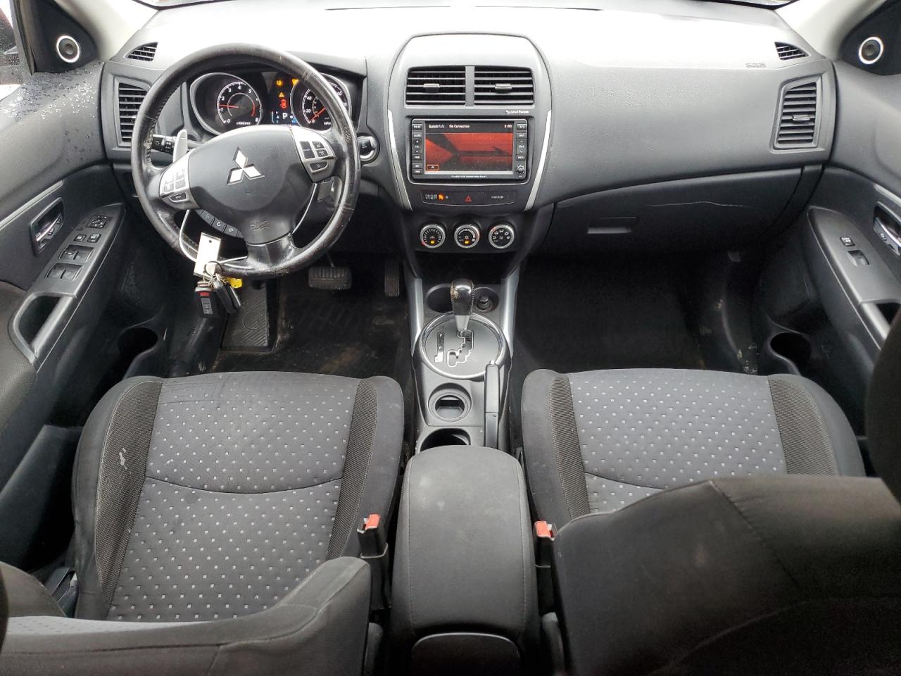 JA4AP4AU8BZ020837 2011 Mitsubishi Outlander Sport Se