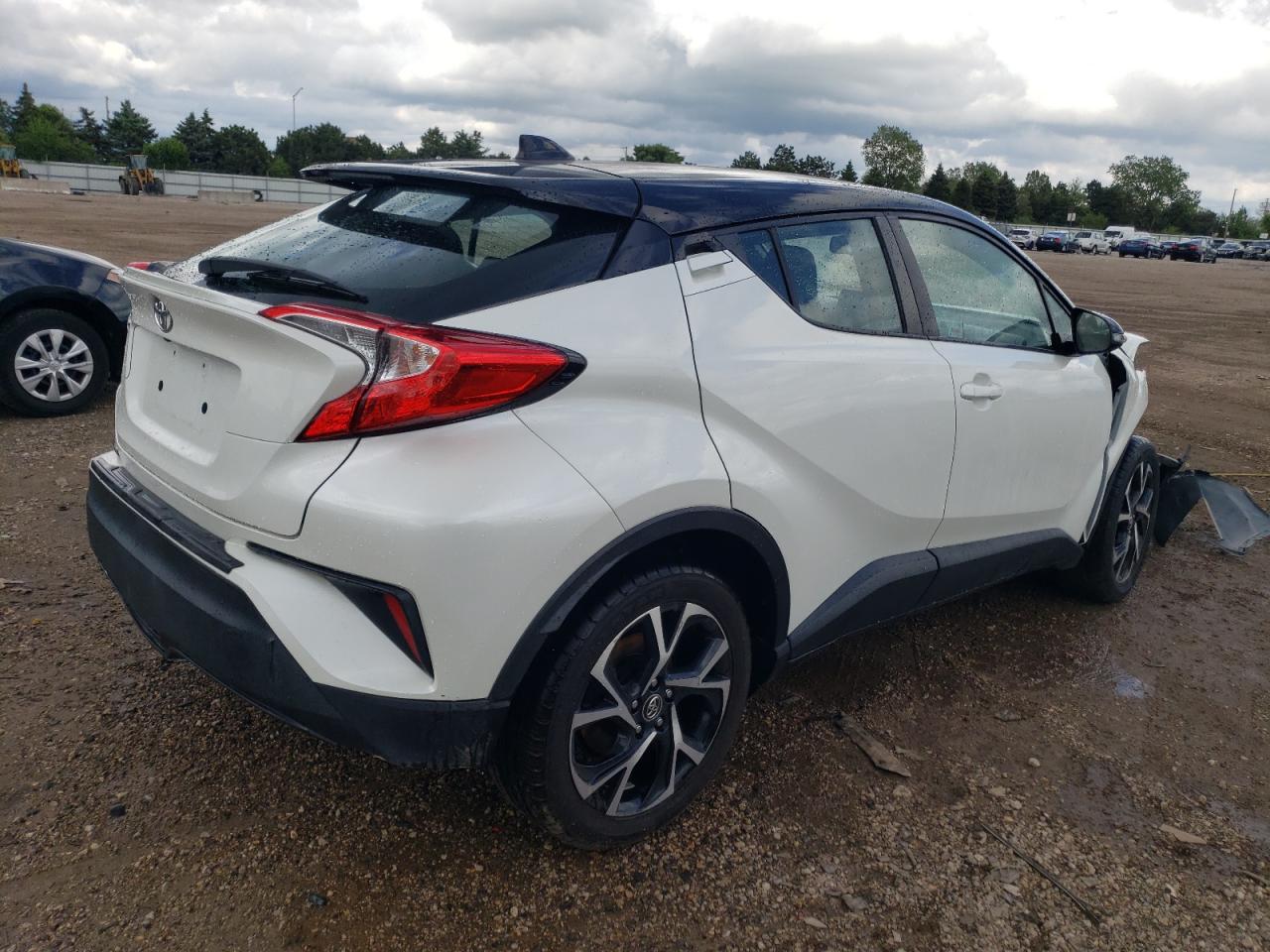 2019 Toyota C-Hr Xle vin: NMTKHMBX4KR084468