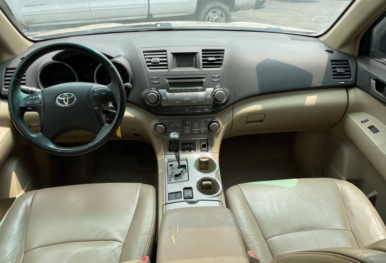 5TDKK3EH1AS011297 2010 Toyota Highlander Se