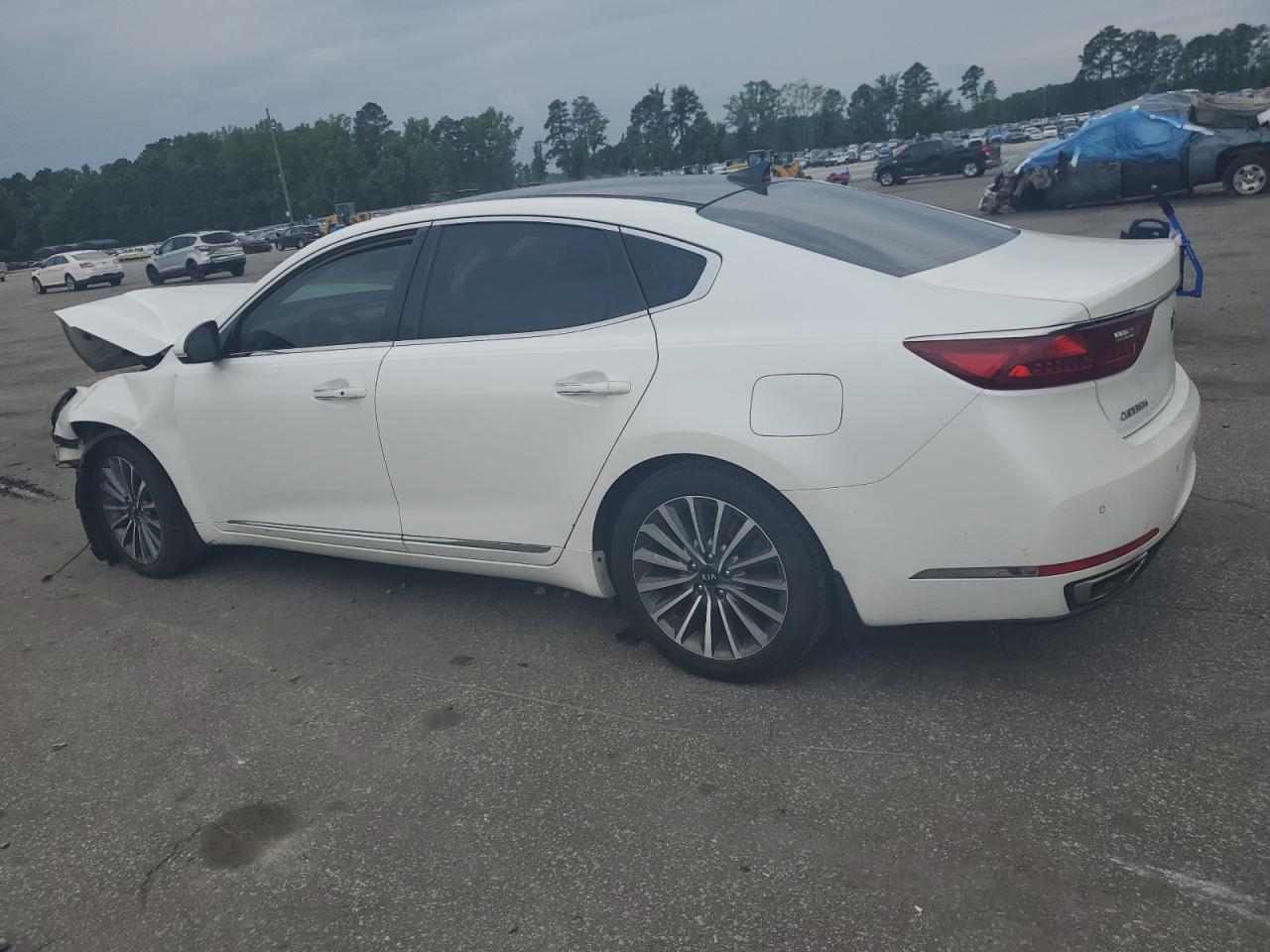 KNALC4J19H5041421 2017 Kia Cadenza Premium