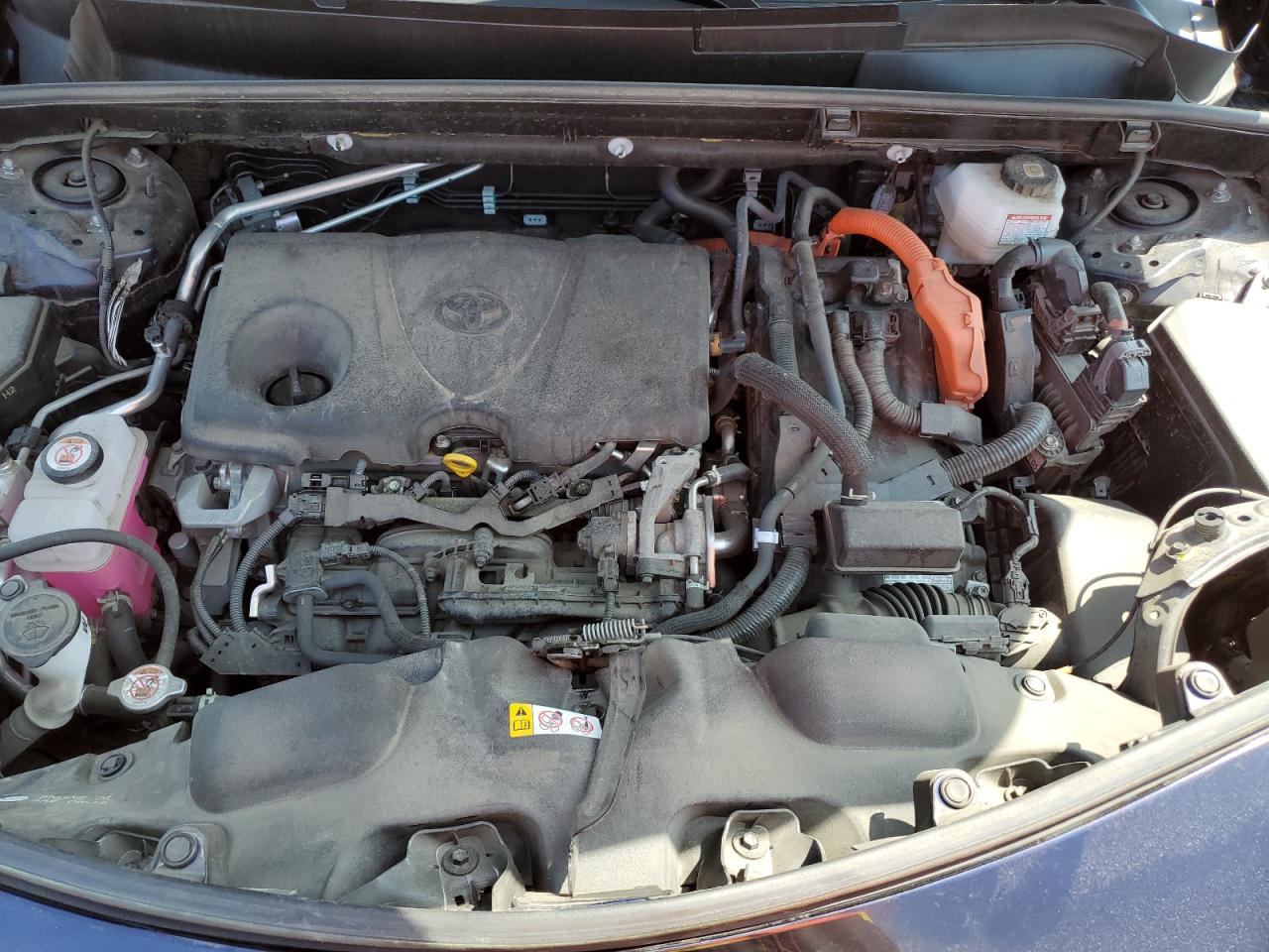 JTEAAAAH3MJ069885 2021 Toyota Venza Le