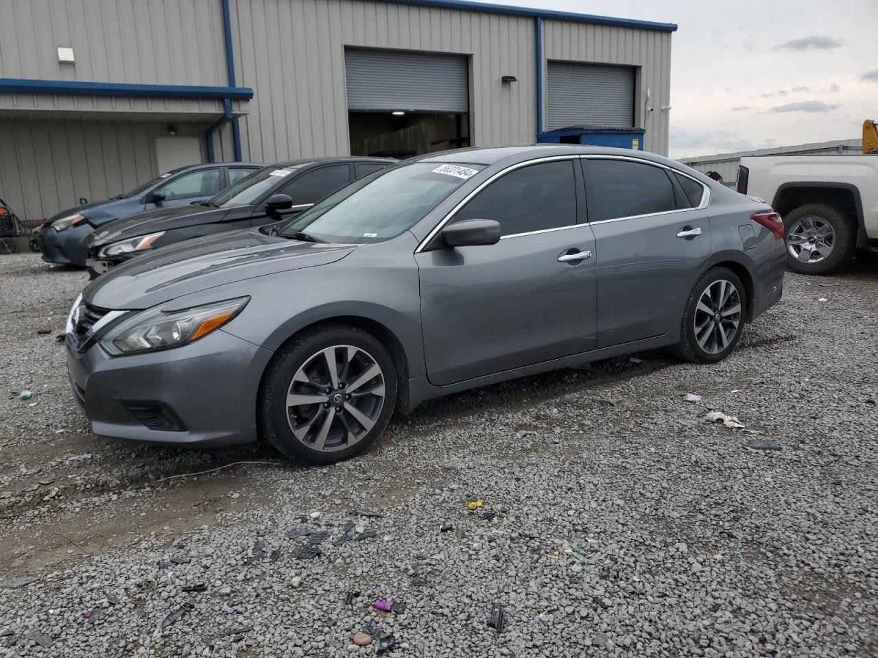 2017 Nissan Altima 2.5 vin: 1N4AL3AP0HN355067