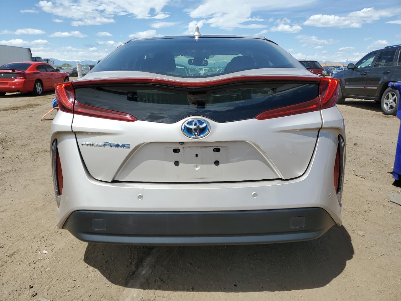 JTDKARFP8H3011529 2017 Toyota Prius Prime