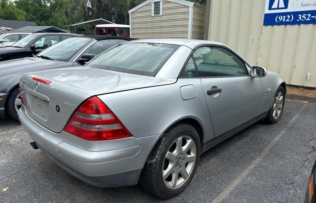 1998 Mercedes-Benz Slk 230 Kompressor VIN: WDBKK47F6WF070305 Lot: 54930284