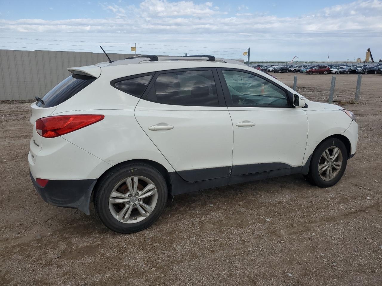 KM8JUCAC0CU372644 2012 Hyundai Tucson Gls