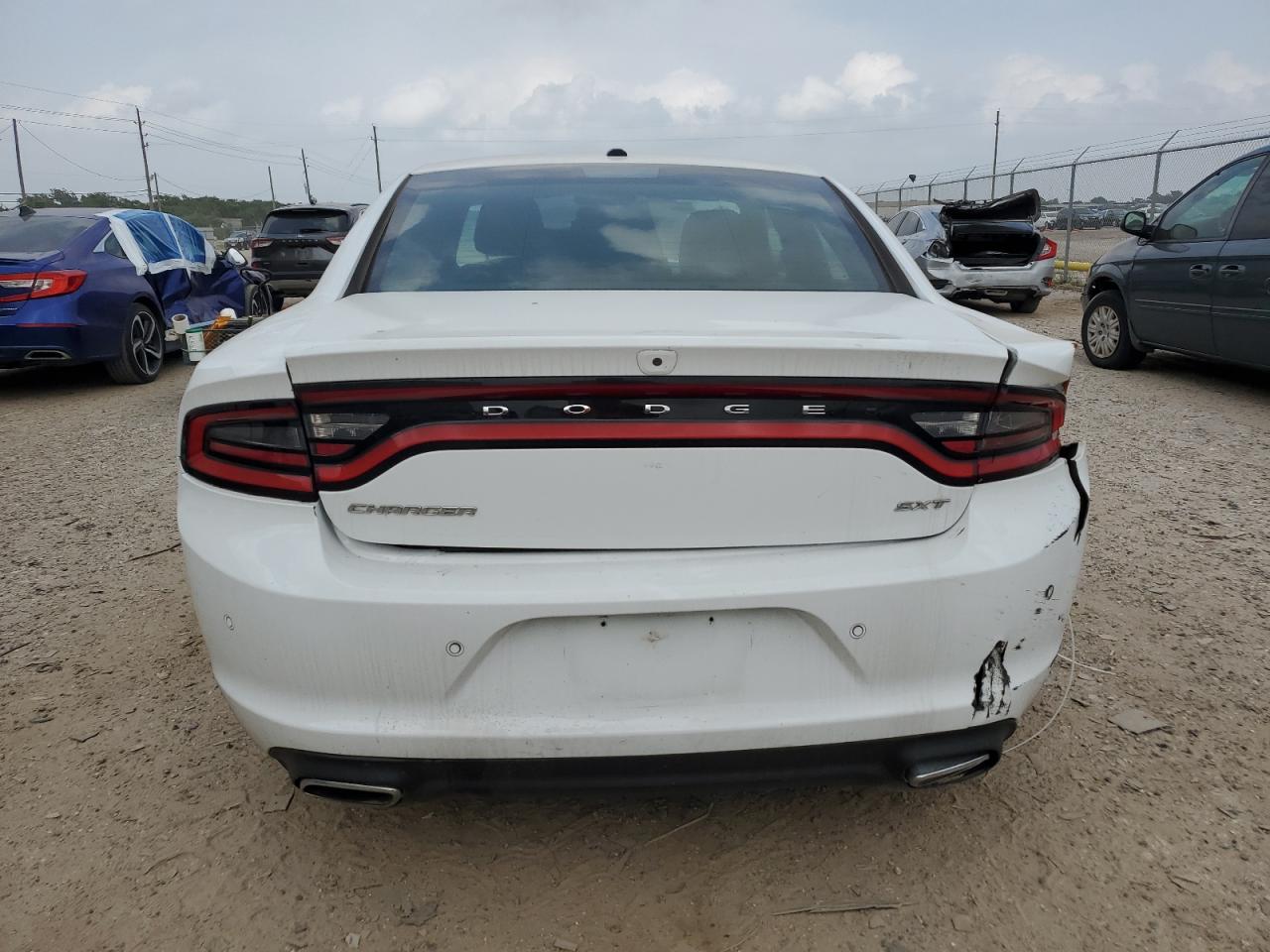 2C3CDXBG8JH170130 2018 Dodge Charger Sxt