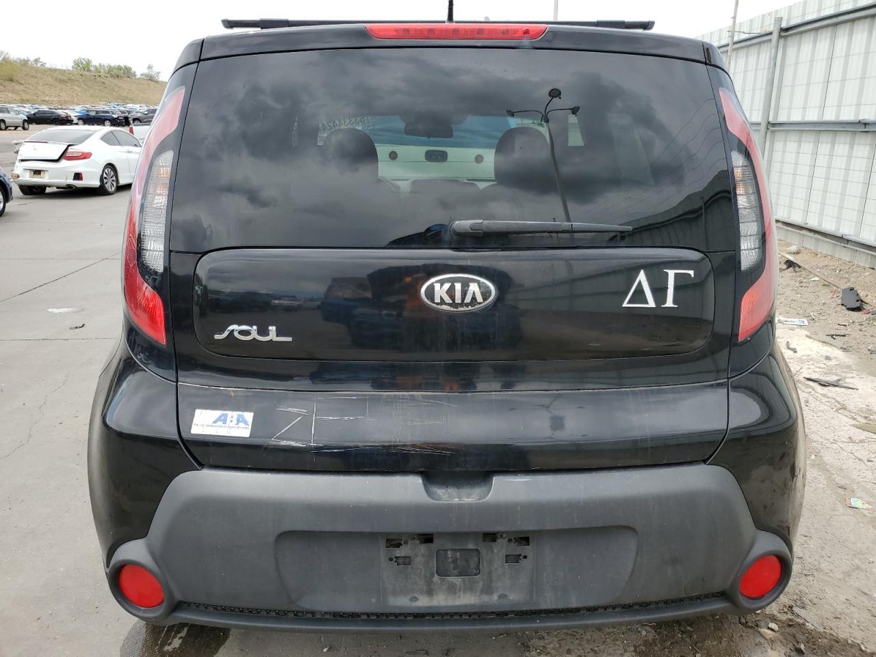 KNDJP3A50F7114284 2015 Kia Soul +