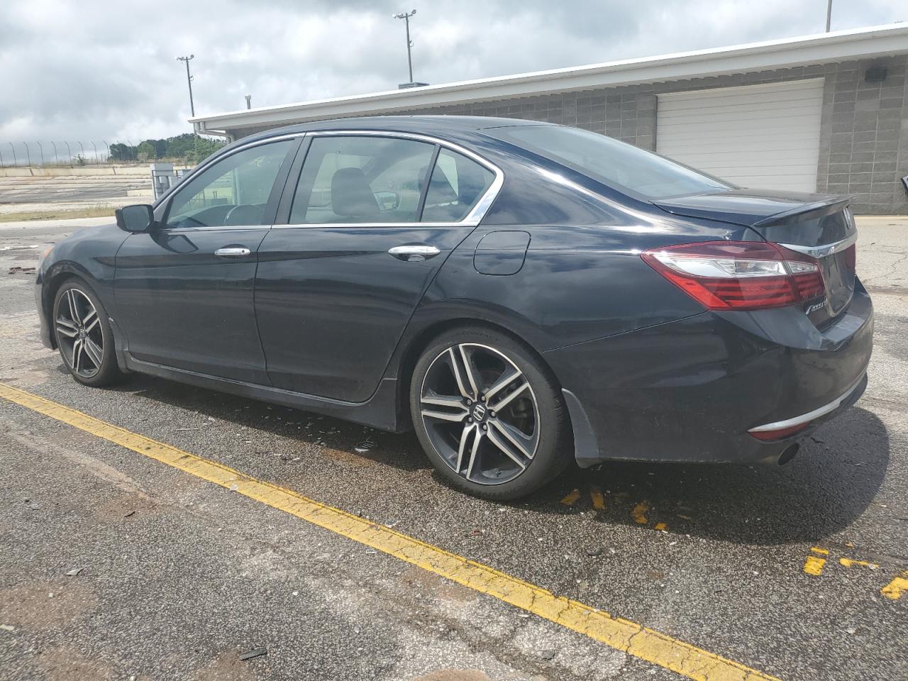 1HGCR2F63GA172796 2016 Honda Accord Sport