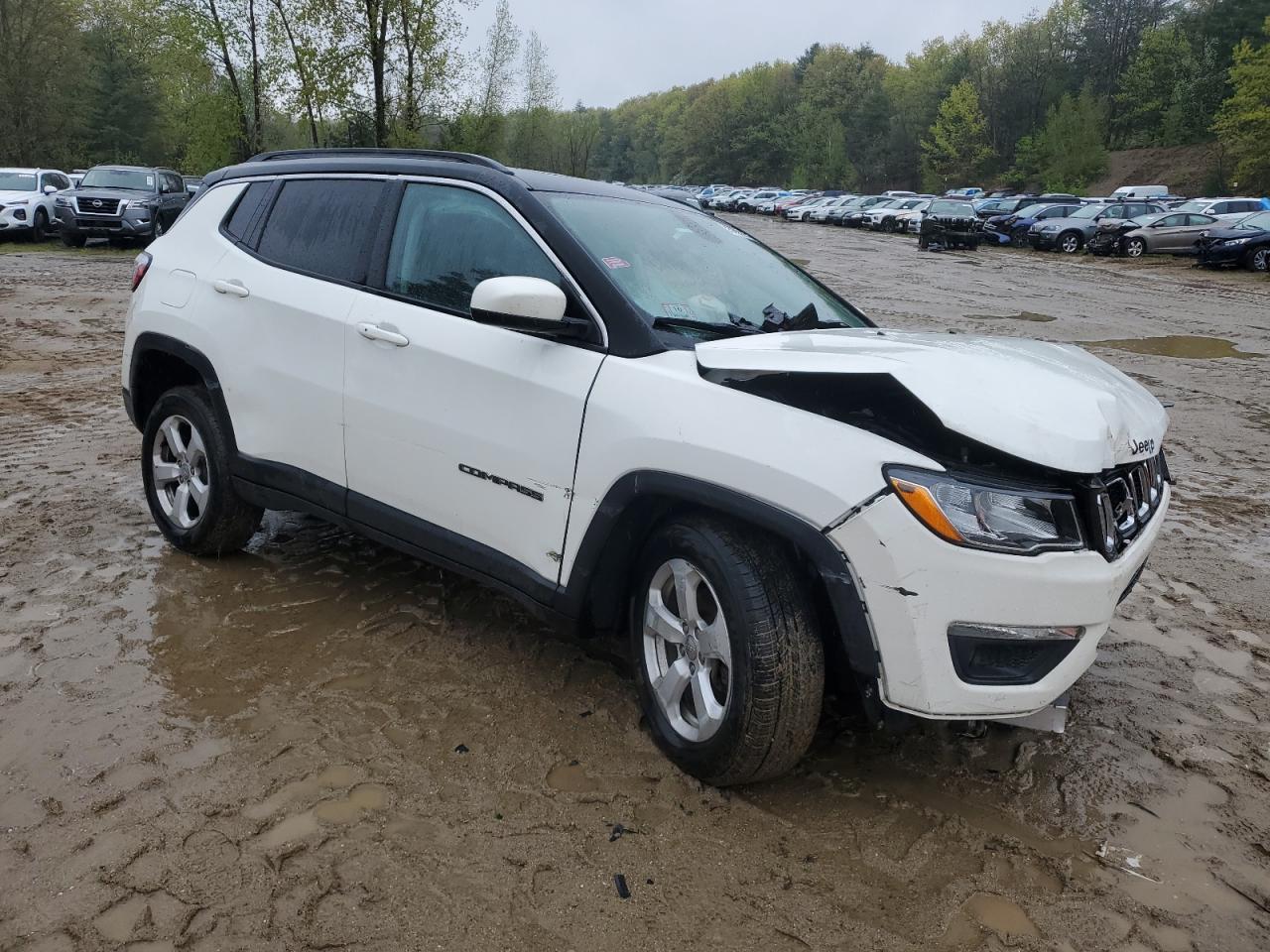 3C4NJDBB9KT807860 2019 Jeep Compass Latitude