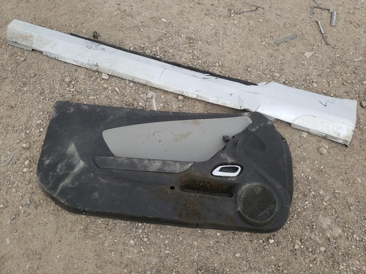 2G1FB1E33F9168087 2015 Chevrolet Camaro Ls