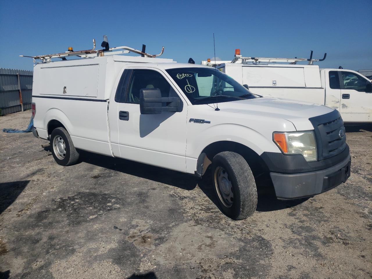 1FTMF1CW7AKC08663 2010 Ford F150