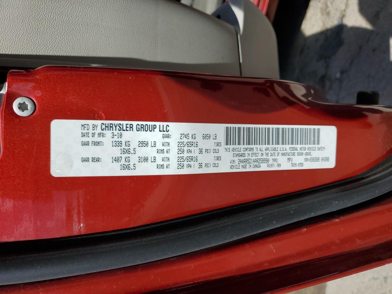 2A4RR5D14AR258990 2010 Chrysler Town & Country Touring