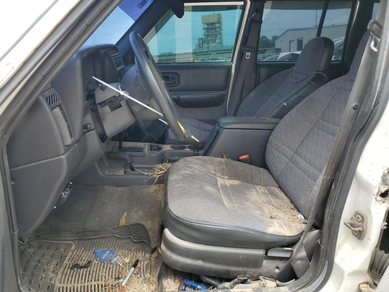 1J4FF68S8XL597273 1999 Jeep Cherokee Sport