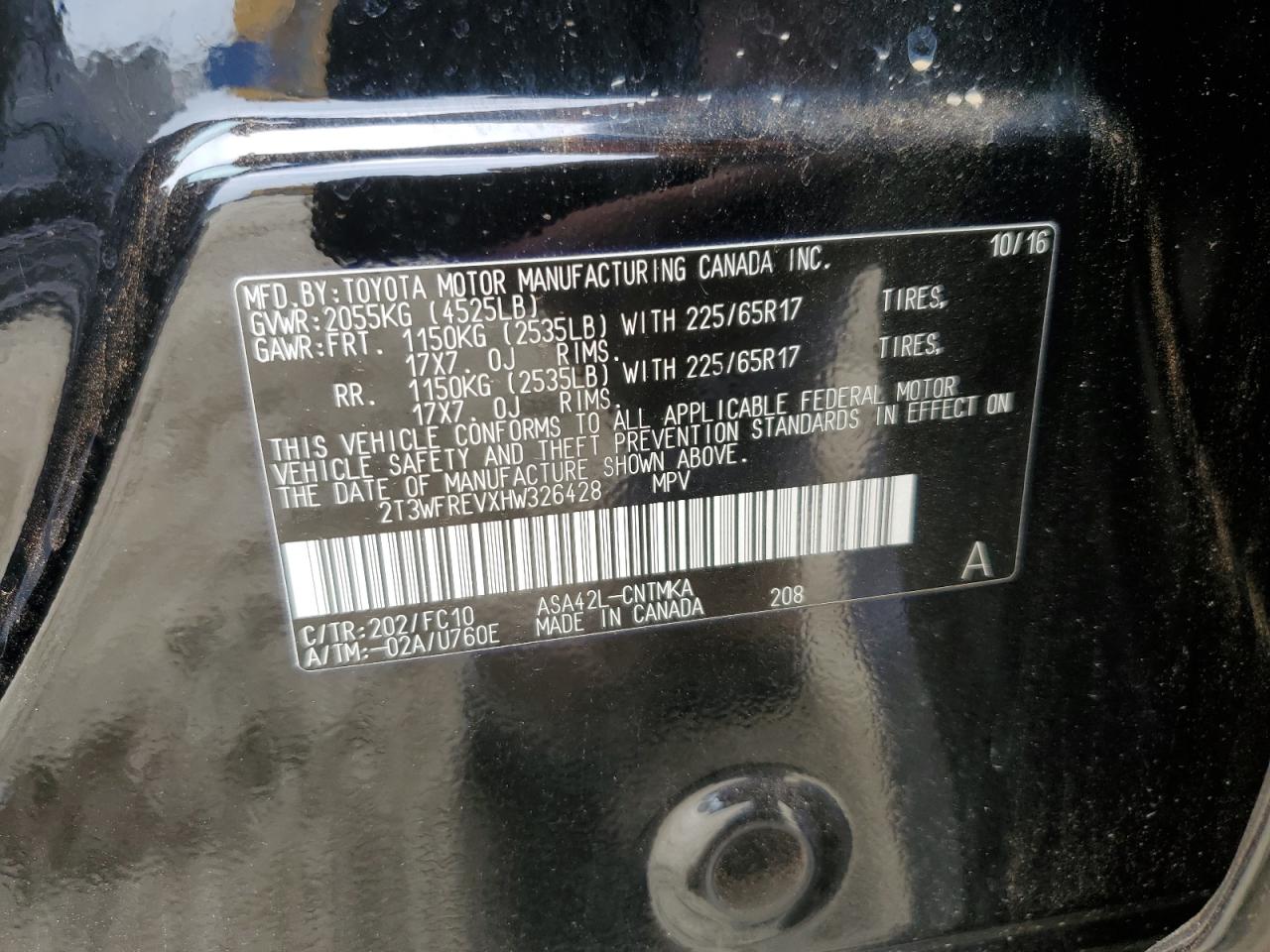 2T3WFREVXHW326428 2017 Toyota Rav4 Xle