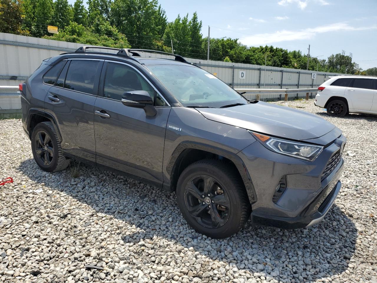 JTMEWRFV5KJ002903 2019 Toyota Rav4 Xse