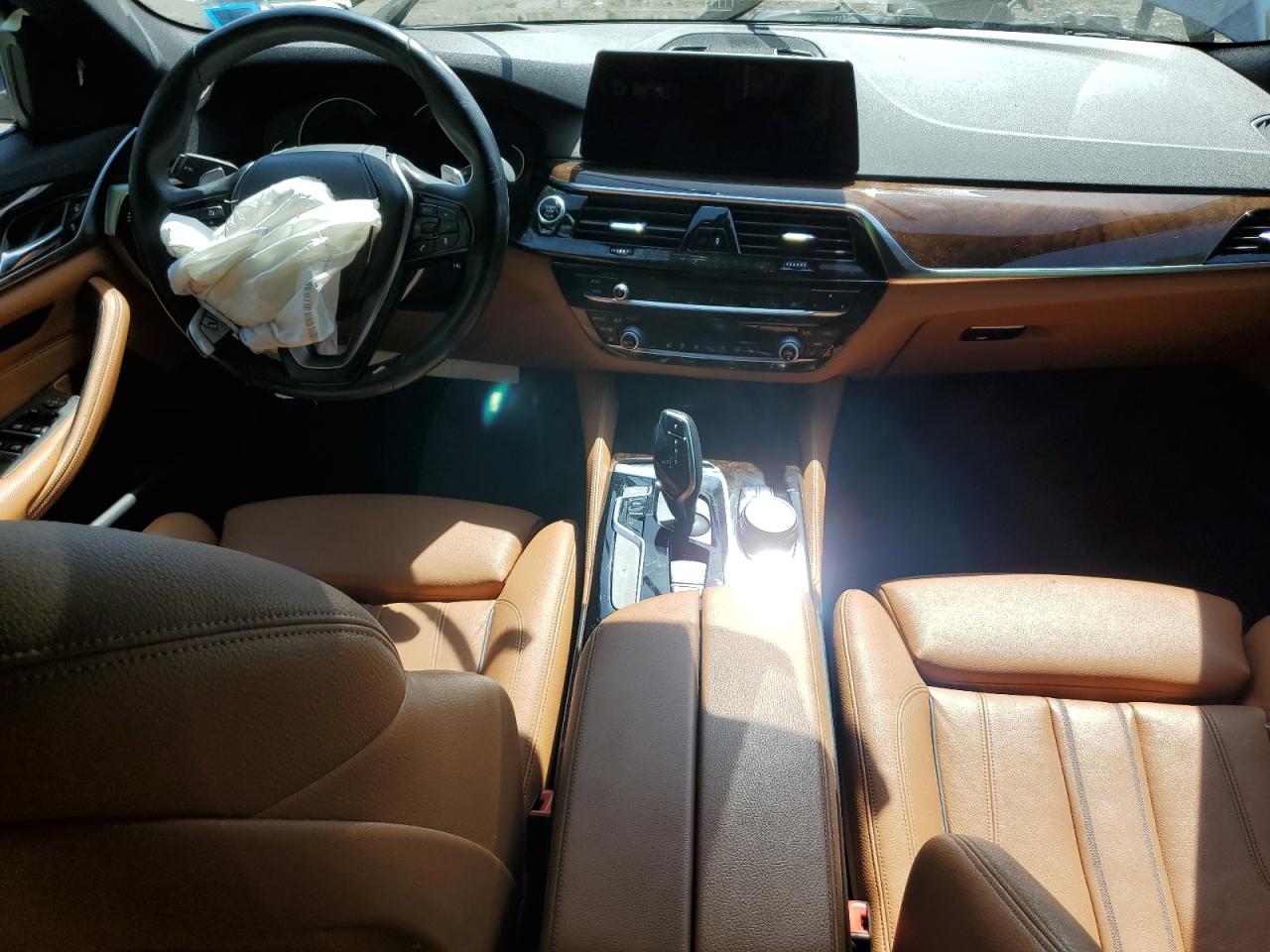 WBAJA7C55JG909567 2018 BMW 530 Xi