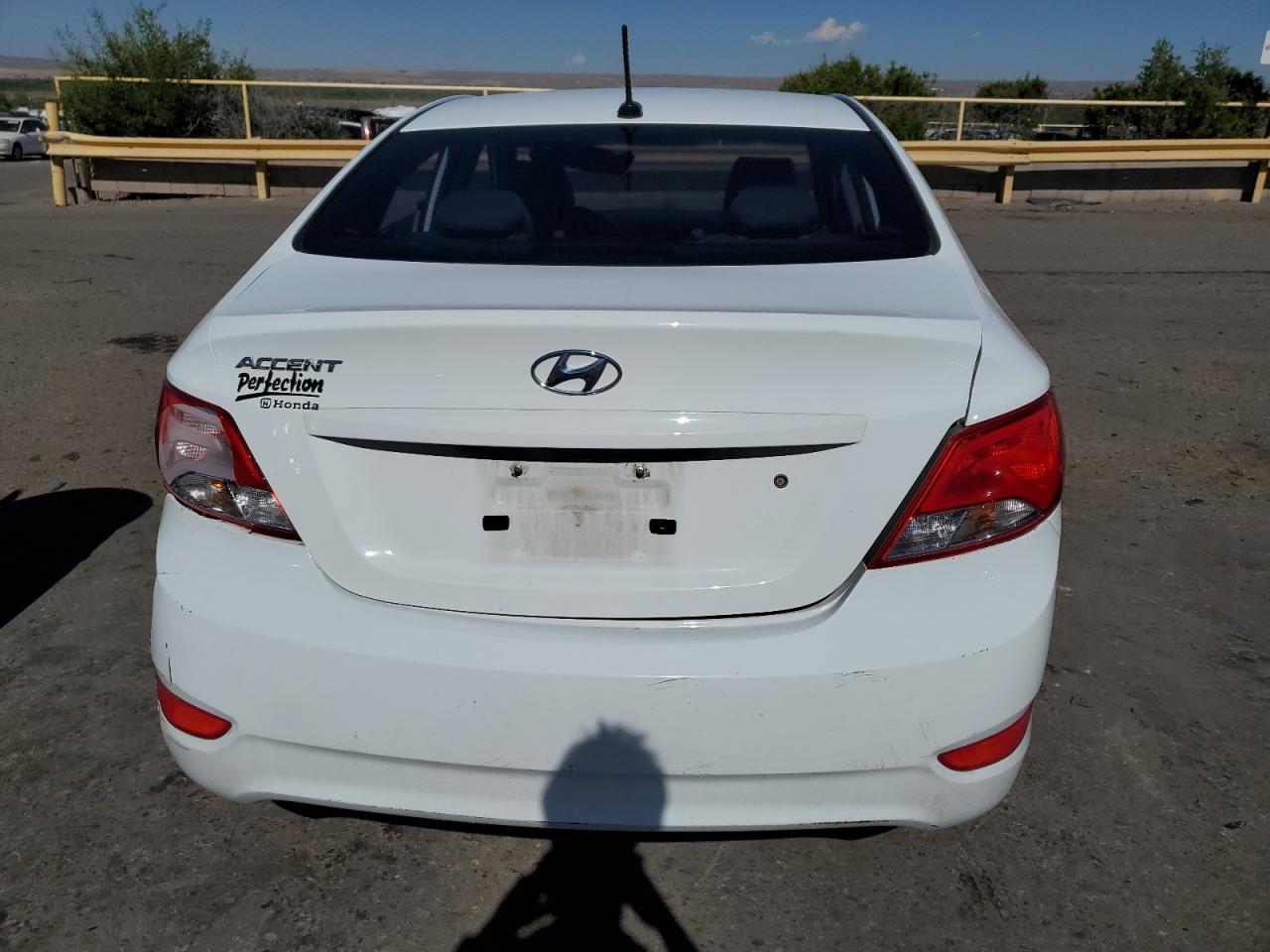 2015 Hyundai Accent Gls vin: KMHCT4AE1FU858970