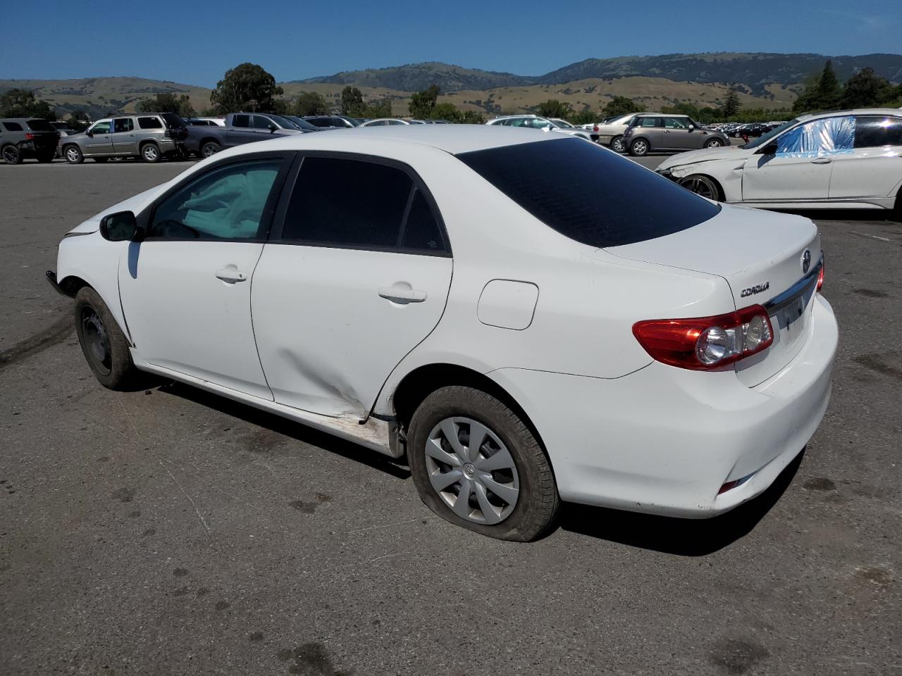 2T1BU4EEXBC545785 2011 Toyota Corolla Base