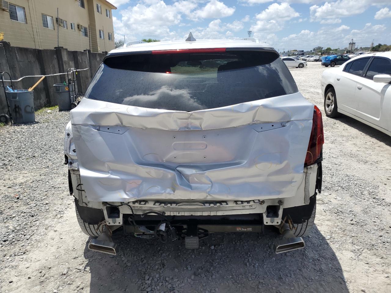 1GYKNERS5JZ121819 2018 Cadillac Xt5 Premium Luxury