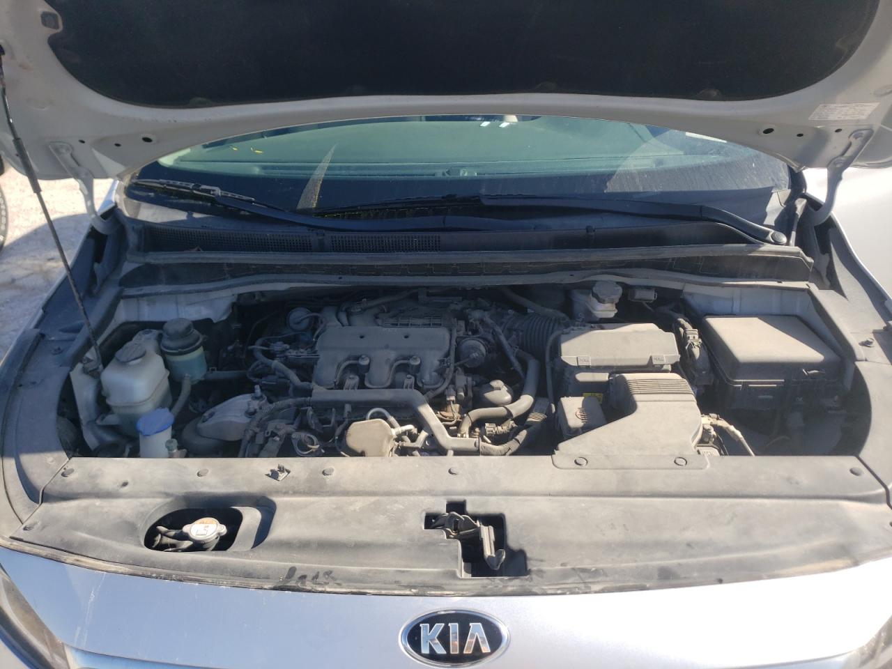 KNDMA5C10H6279541 2017 Kia Sedona L