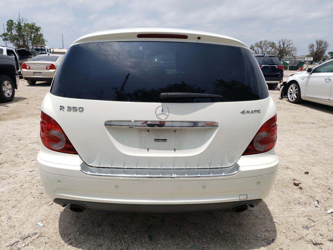 4JGCB65E19A090874 2009 Mercedes-Benz R 350 4Matic